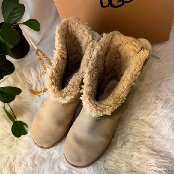 UGG classic double bow boot Dune with Box - Picture 5 of 9